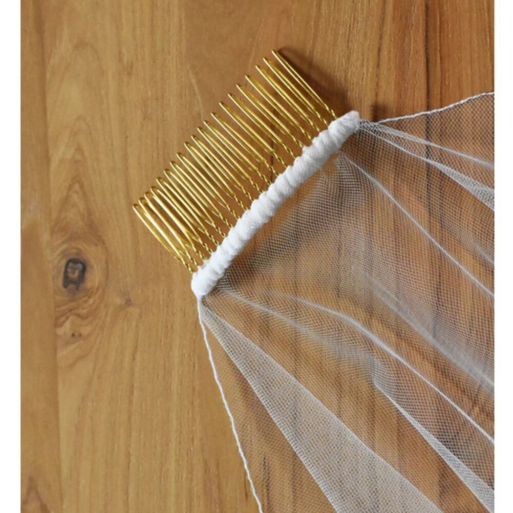 NEW UNUSED 12ft cathedral wedding veil soft sheer pencil edge light ivory